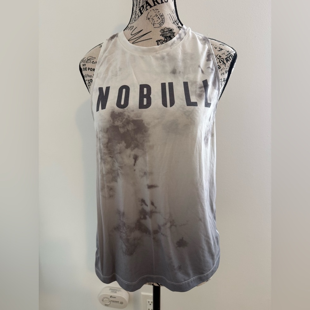 NOBULL Women's Black and Gray Muscle Tee